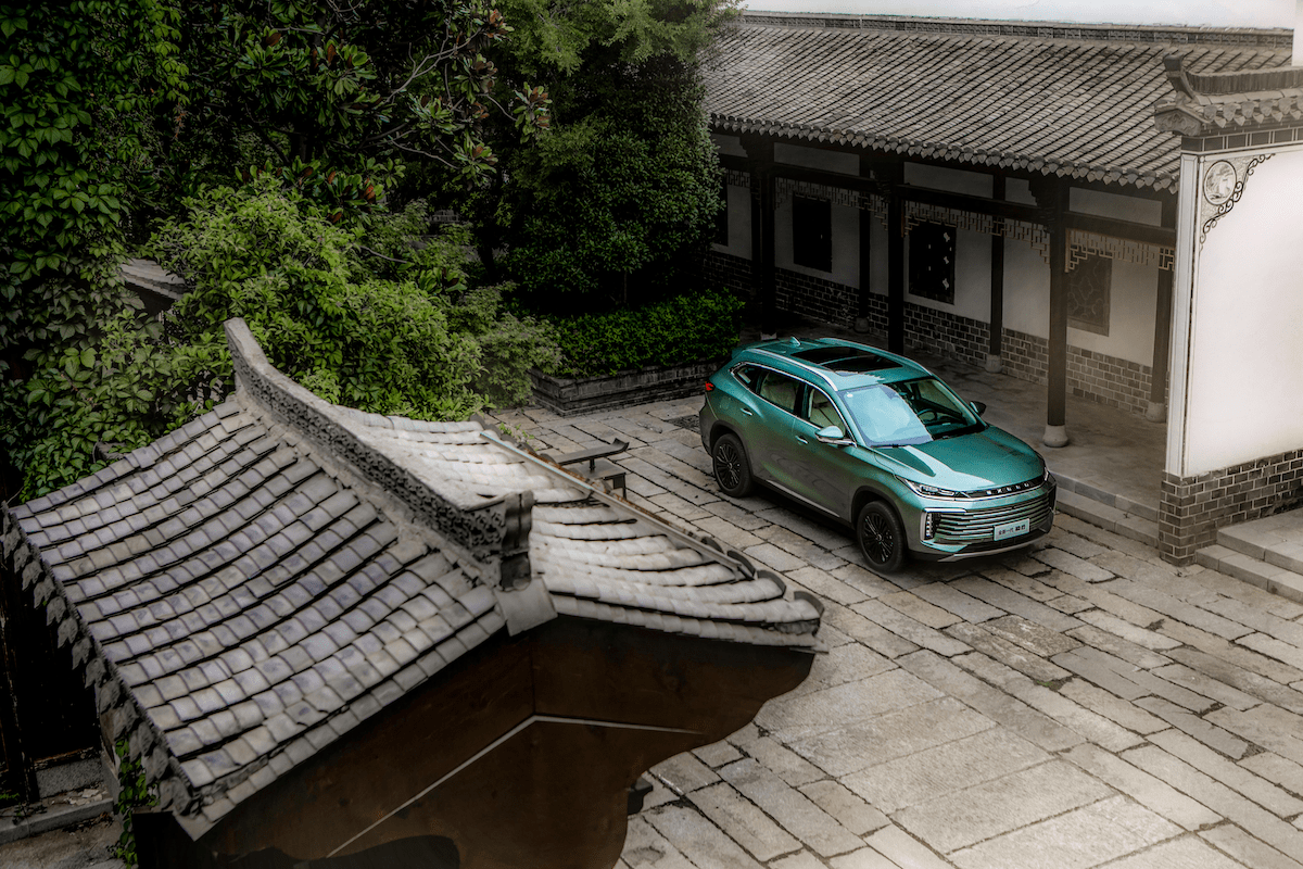 Mẫu SUV cỡ D cực ‘hot’ ra mắt bản nâng cấp với trang bị ấn tượng, giá rẻ hơn Honda HR-V tại Việt Nam