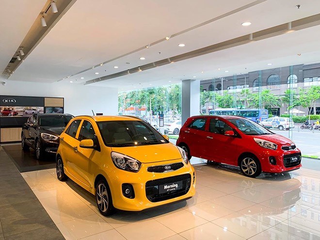 Giá xe Kia Morning lăn bánh tháng 8/2023 giảm cực sâu, nhăm nhe 'hạ bệ'  Hyundai Grand i10