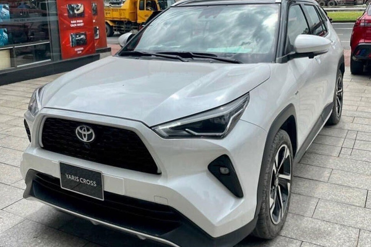 ‘Truyền nhân’ của Toyota Corolla Cross cập bến đại lý Việt, giá bán gây bất ngờ cho Hyundai Creta ảnh 1