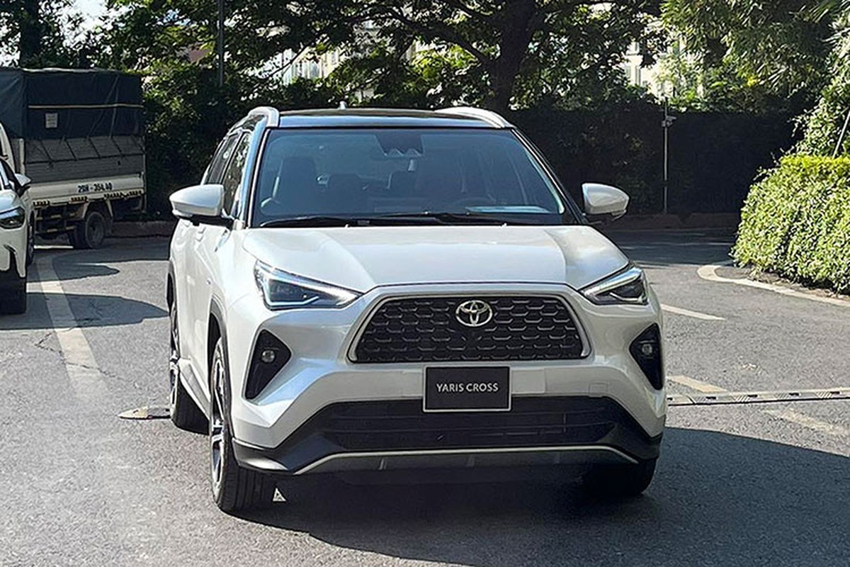 ‘Truyền nhân’ của Toyota Corolla Cross cập bến đại lý Việt, giá bán gây bất ngờ cho Hyundai Creta ảnh 10