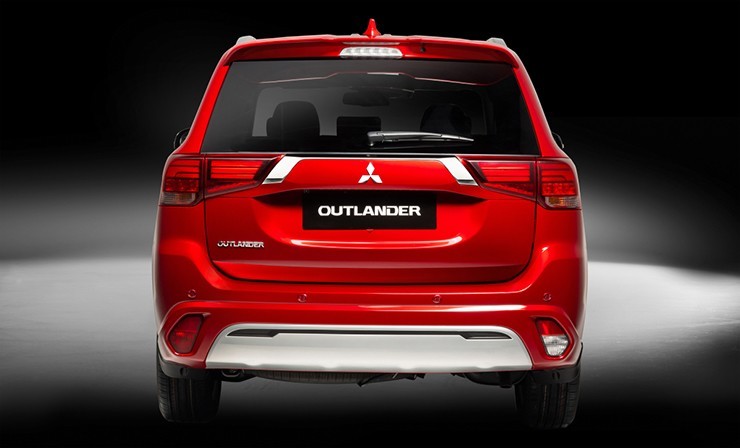 Giá xe Mitsubishi Outlander lăn bánh tháng 9/2023: Ngập ưu đãi, thách thức Mazda CX-5 và Honda CR-V ảnh 5