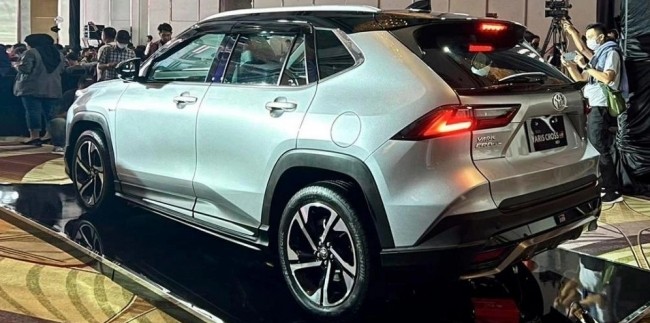 Tin xe trưa 26/10: Mẫu xe Toyota ‘chung mâm’ Hyundai Creta hút khách với giá chỉ từ 518 triệu đồng ảnh 1