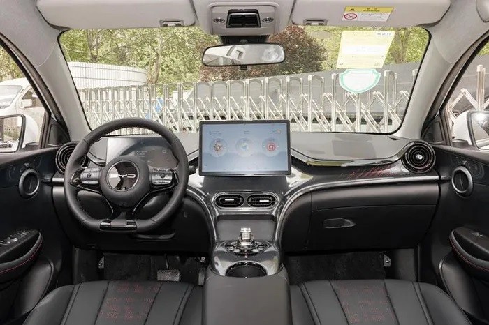 Hyundai Grand i10 ‘lâm nguy’ vì mẫu hatchback lớn hơn Kia Morning đẹp lung linh, giá 337 triệu đồng ảnh 5