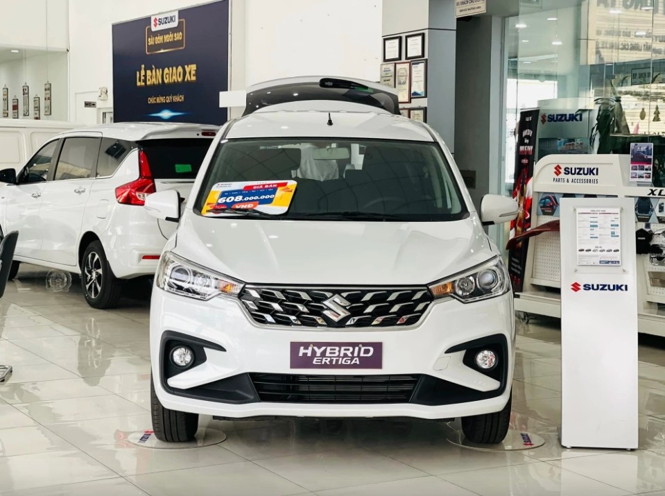 Đại lý Suzuki giảm giá ‘mối đe doạ’ Toyota Veloz Cross 130 triệu đồng, rẻ hơn hẳn Mitsubishi Xpander ảnh 2