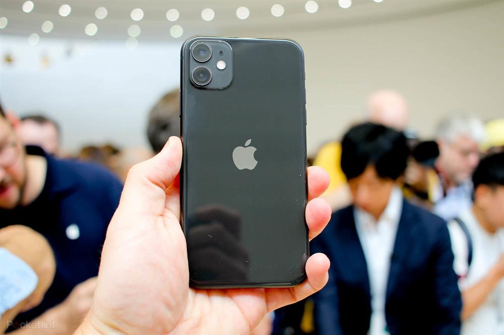 Đây là vua iPhone giá rẻ, mới đập hộp chỉ hơn 9 triệu đồng, rẻ hơn vua tầm trung Galaxy A54 5G