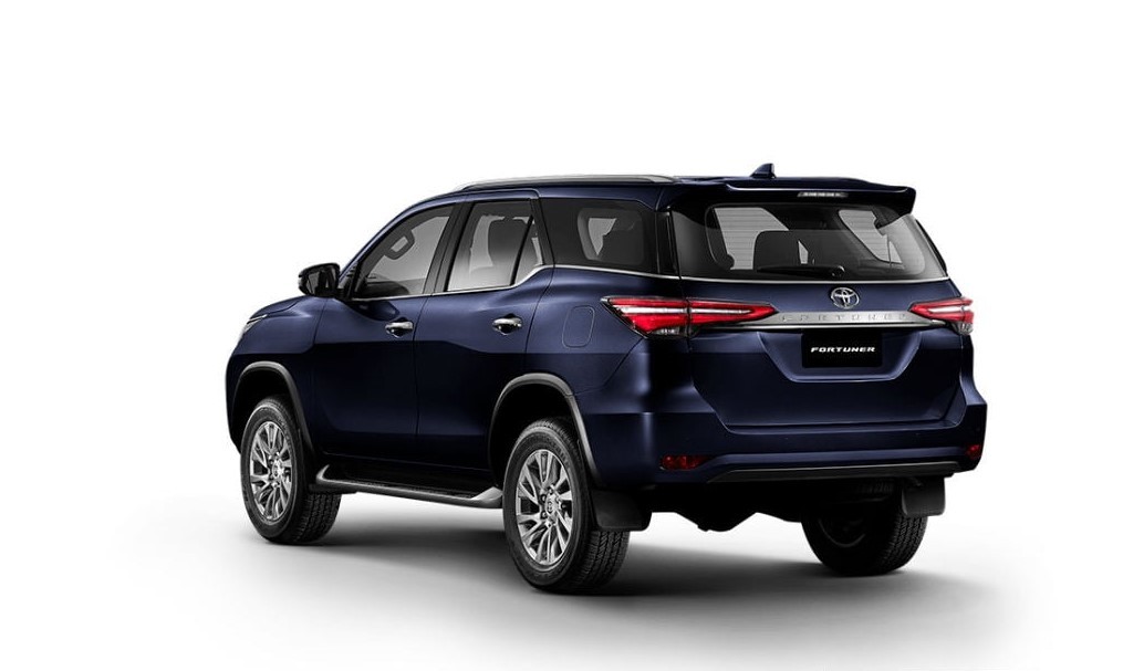 Toyota Fortuner phiên bản giá rẻ sẽ sớm ra mắt, Hyundai Santa Fe và Ford Everest dễ ra rìa ảnh 2