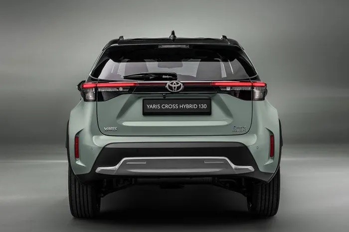 Toyota Yaris Cross 2024 ra mắt giá 472 triệu đồng: Thiết kế so kè Hyundai Creta, trang bị cực xịn sò ảnh 5