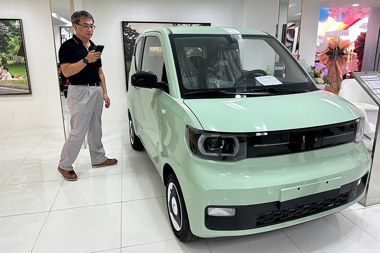 Mẫu ô tô rẻ nhất thị trường Việt Nam giảm giá sốc 40 triệu đồng, chỉ còn gần bằng Honda SH ảnh 1