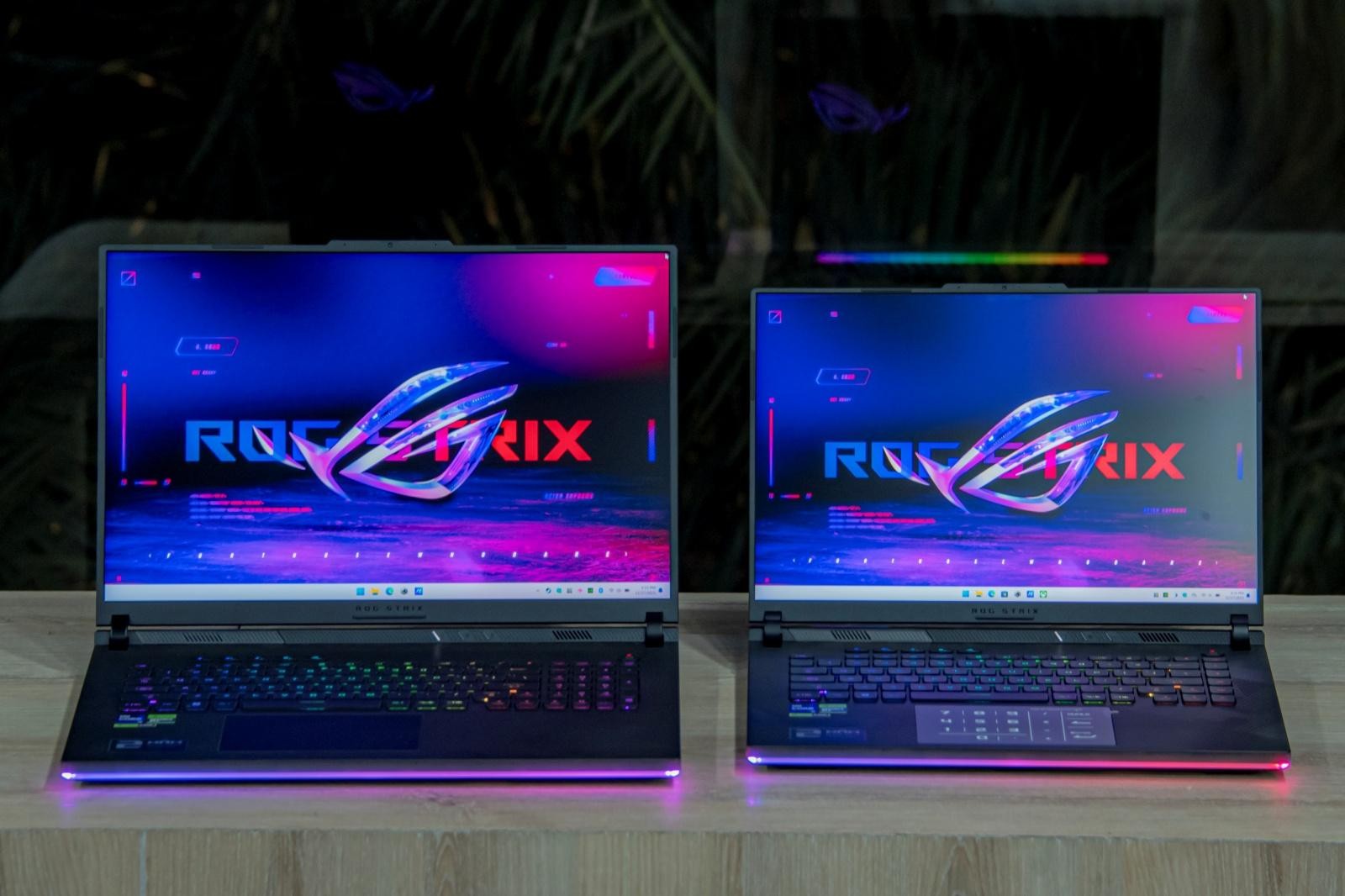 ROG Strix SCAR 18 - Laptop gaming mạnh nhất thế giới chính thức mở bán tại thị trường Việt Nam