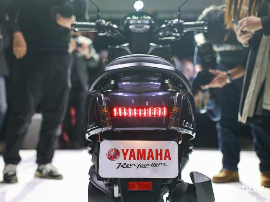 xe-tay-ga-yamaha-12-1705291117.jpg