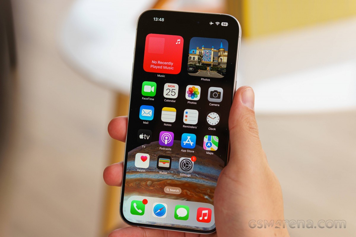 Cập nhật giá iPhone 15 Pro Max rẻ nhất cuối tháng 1/2024, vẫn là ‘kỳ phùng địch thủ’ của Galaxy S24 Ultra
