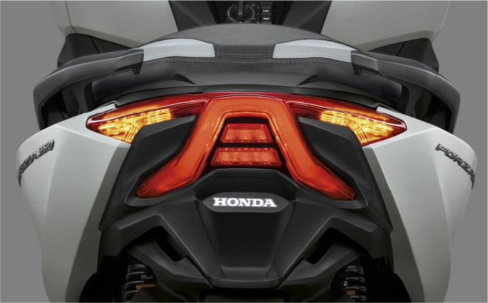 Tin xe máy hot 6/2: Honda ra mắt ‘vua xe ga’ đẹp long lanh có phanh ABS 2 kênh, khóa Smartkey, giá mềm