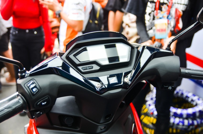 Chi tiết ‘vua côn tay 150cc’ của Honda vừa ra mắt giá 52 triệu đồng, có phanh ABS đấu Yamaha Exciter