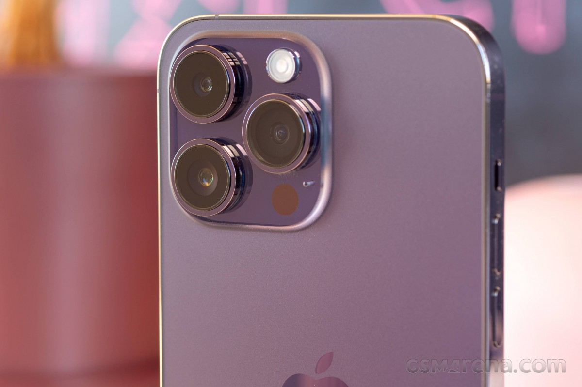 iPhone 14 Pro Max còn hàng 2 màu cực hot sau Tết, bán cực rẻ, thấp hơn iPhone 15 Pro vài triệu
