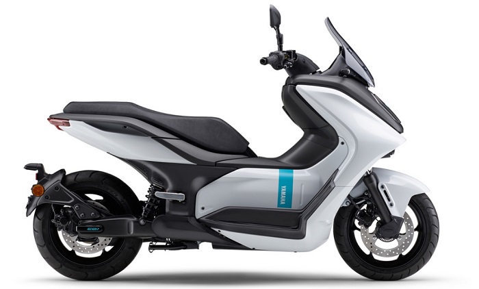 ‘Tân binh’ xe tay ga 155cc của Yamaha lộ diện: Thiết kế đẹp hơn Honda Air Blade, trang bị ngang SH