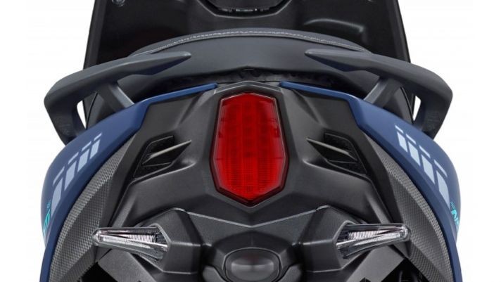 Tin xe trưa 10/3: Chi tiết ‘kẻ soán ngôi’ Honda Vision mới ra mắt có động cơ 125cc và màn hình LCD ảnh 1