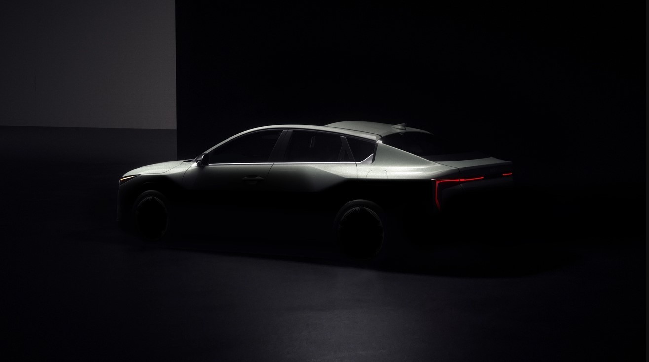 ‘Kẻ thay thế Kia K3’ nhá hàng trước khi ra mắt vào tuần sau, hứa hẹn lật đổ 'đế chế' Mazda3 ảnh 1