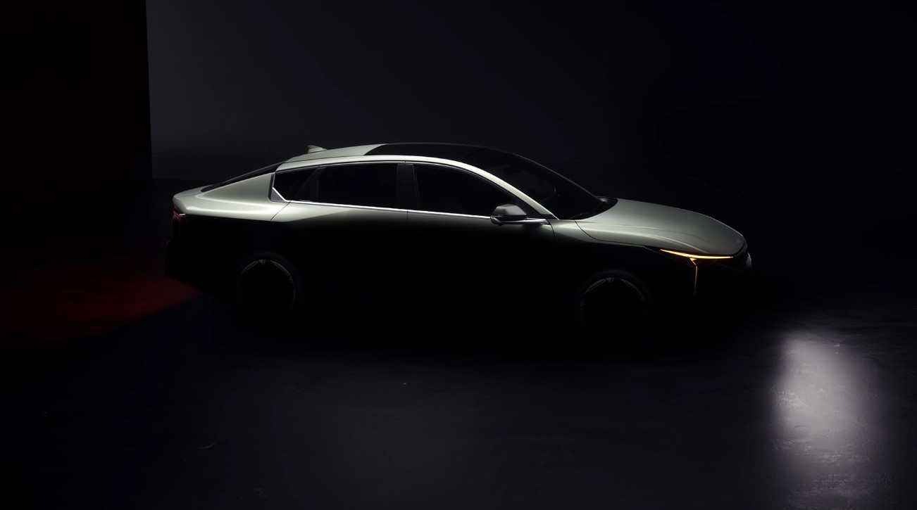 ‘Kẻ thay thế Kia K3’ nhá hàng trước khi ra mắt vào tuần sau, hứa hẹn lật đổ 'đế chế' Mazda3 ảnh 3