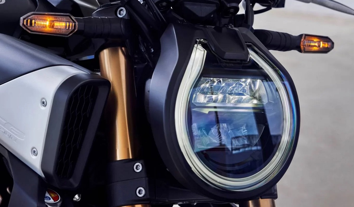 Tin xe máy hot 16/4: Honda ra mắt ‘tân binh’ xe côn tay ‘đàn anh’ Winner X, lấn át Exciter, giá mềm