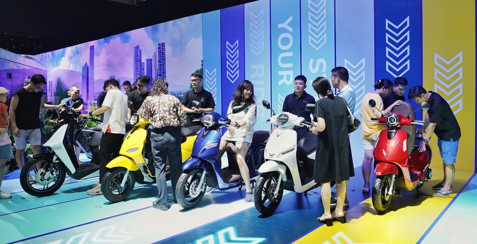 Xe máy điện VinFast tung chương trình mới cực xịn thu hút khách Việt, người tiêu dùng hưởng lợi lớn ảnh 1