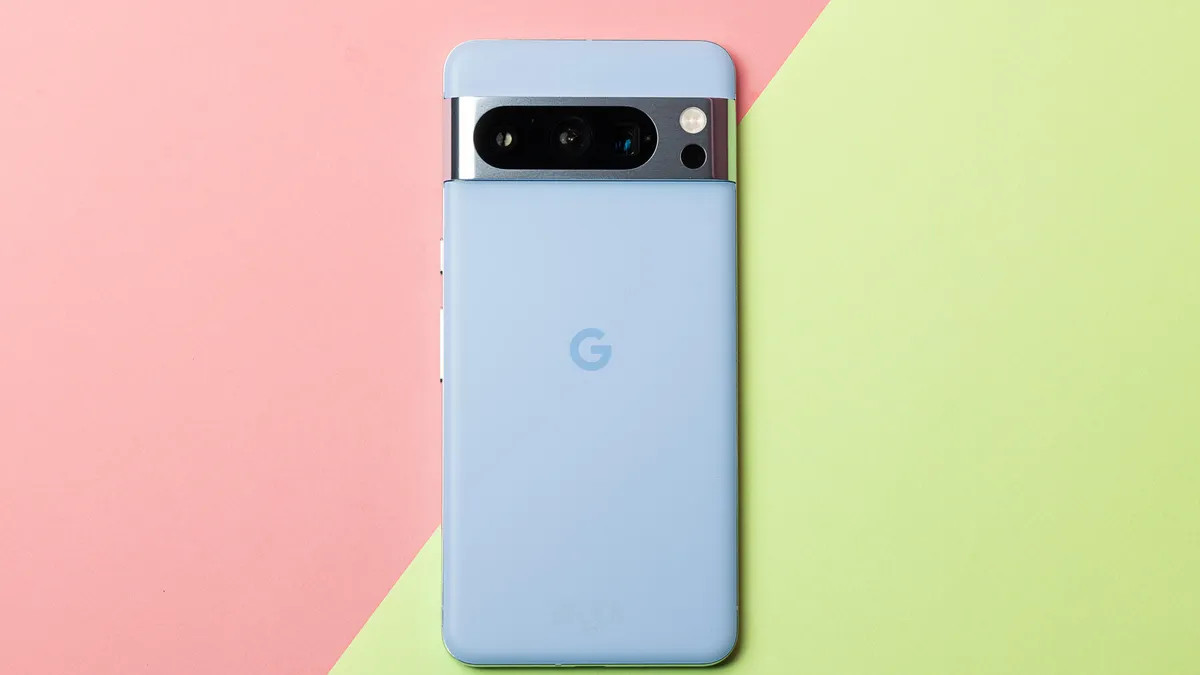 Google Pixel 8a lộ diện: Màn hình lớn như iPhone 15, camera xịn như Galaxy S24 Plus, thời lượng pin hơn 24 giờ