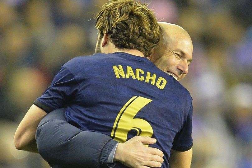 zidane-nham-nacho-1715911283.jpg