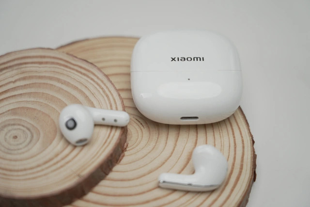 Xiaomi ra mắt tai nghe không dây Buds 5: Chống ồn chủ động, âm thanh không gian, thời lượng pin 39 giờ