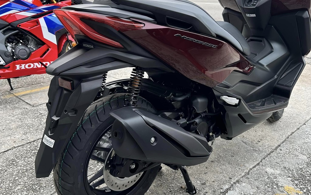 ‘Vua xe ga’ mới của Honda chính thức về đại lý ‘thế chân’ SH: Trang bị đè bẹp Air Blade, giá hấp dẫn