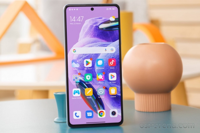 Redmi Note 12 Pro 5G giảm khủng, rẻ hơn iPhone 11 hai triệu, chiến game mạnh tàn bạo, đe Galaxy A55