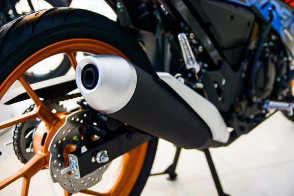 Đại chiến Yamaha Exciter 155 VVA, ‘ông trùm’ xe côn tay Suzuki 150cc giảm giá sâu hút khách Việt