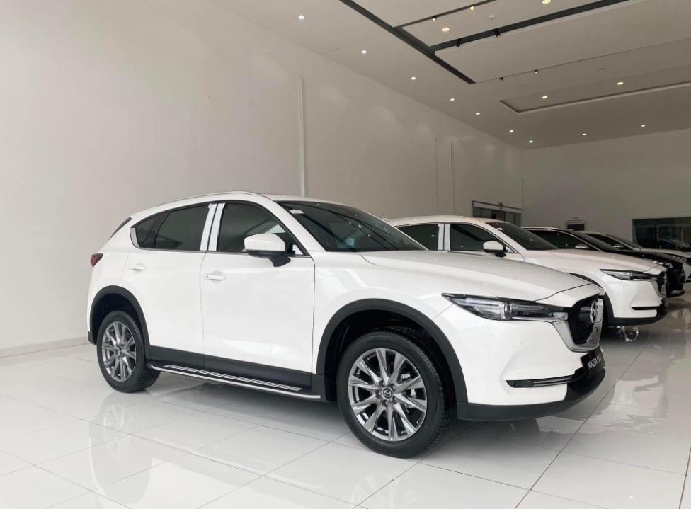 Nhận ưu đãi hấp dẫn, giá xe Mazda CX-5 lăn bánh giữa tháng 9/2024 rẻ lấn át Honda CR-V