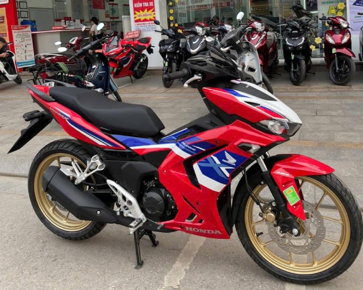 Đẩy Yamaha Exciter vào thế khó, Honda Winner X có giá \'rẻ như cho\' nhờ ưu đãi hơn 16 triệu đồng