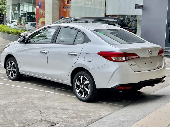 Tin xe hot 6/10: Giá lăn bánh Toyota Vios đang cực rẻ, hạ đo ván Hyundai Accent và Honda City