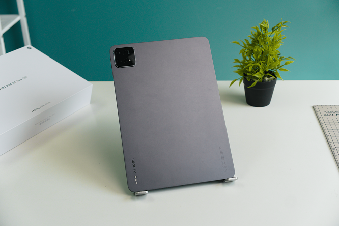 Xiaomi Pad 6S Pro: Siêu tablet \'ngon từ cấu hình, đỉnh từ thiết kế\'