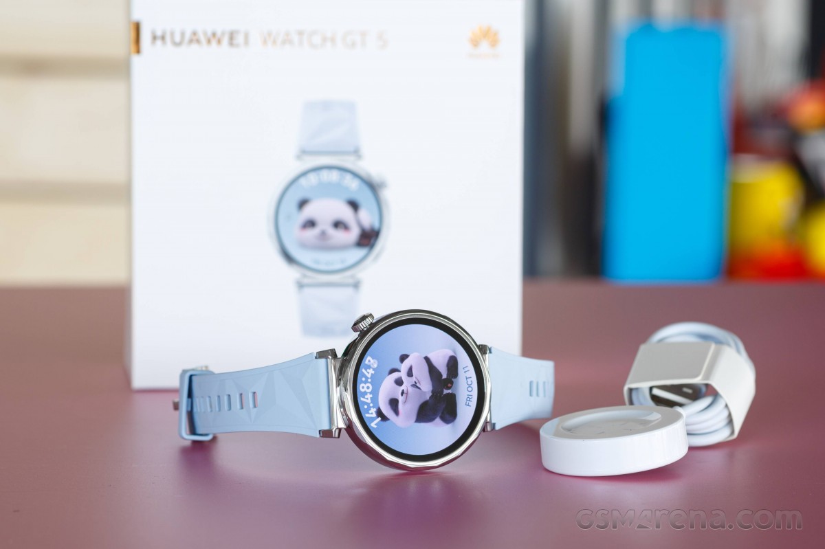 Mở hộp, đánh giá Huawei Watch GT 5: Đồng hồ thông minh nhỏ gọn, nhiều tính năng sức khỏe hữu ích cho phái đẹp