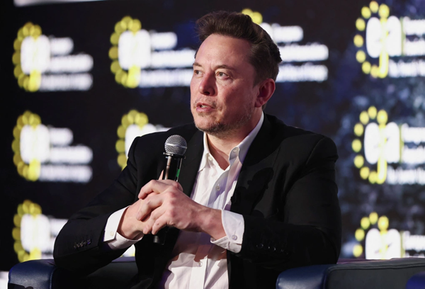 Tỷ phú Elon Musk và mạng xã hội X bị cáo buộc