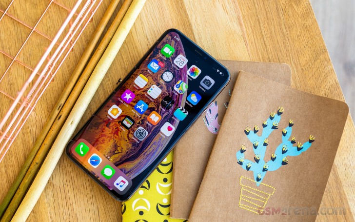 Biểu tượng sang chảnh iPhone XS Max rẻ như bèo cuối tháng 11, màn đẹp, camera xịn hơn iphone 16