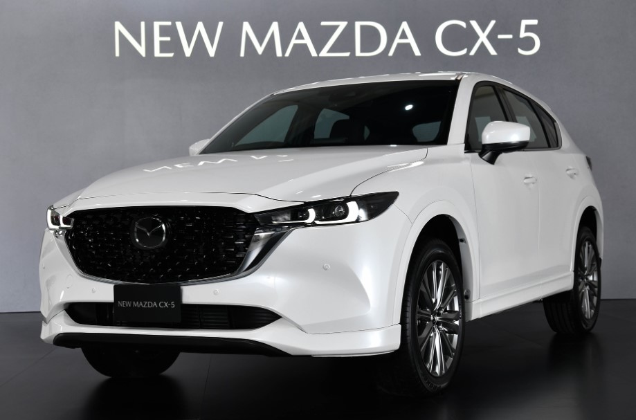 Mazda CX-5 phiên bản nâng cấp chính thức ra mắt: Động cơ thay đổi, giá rẻ lấn át Honda CR-V và Territory 