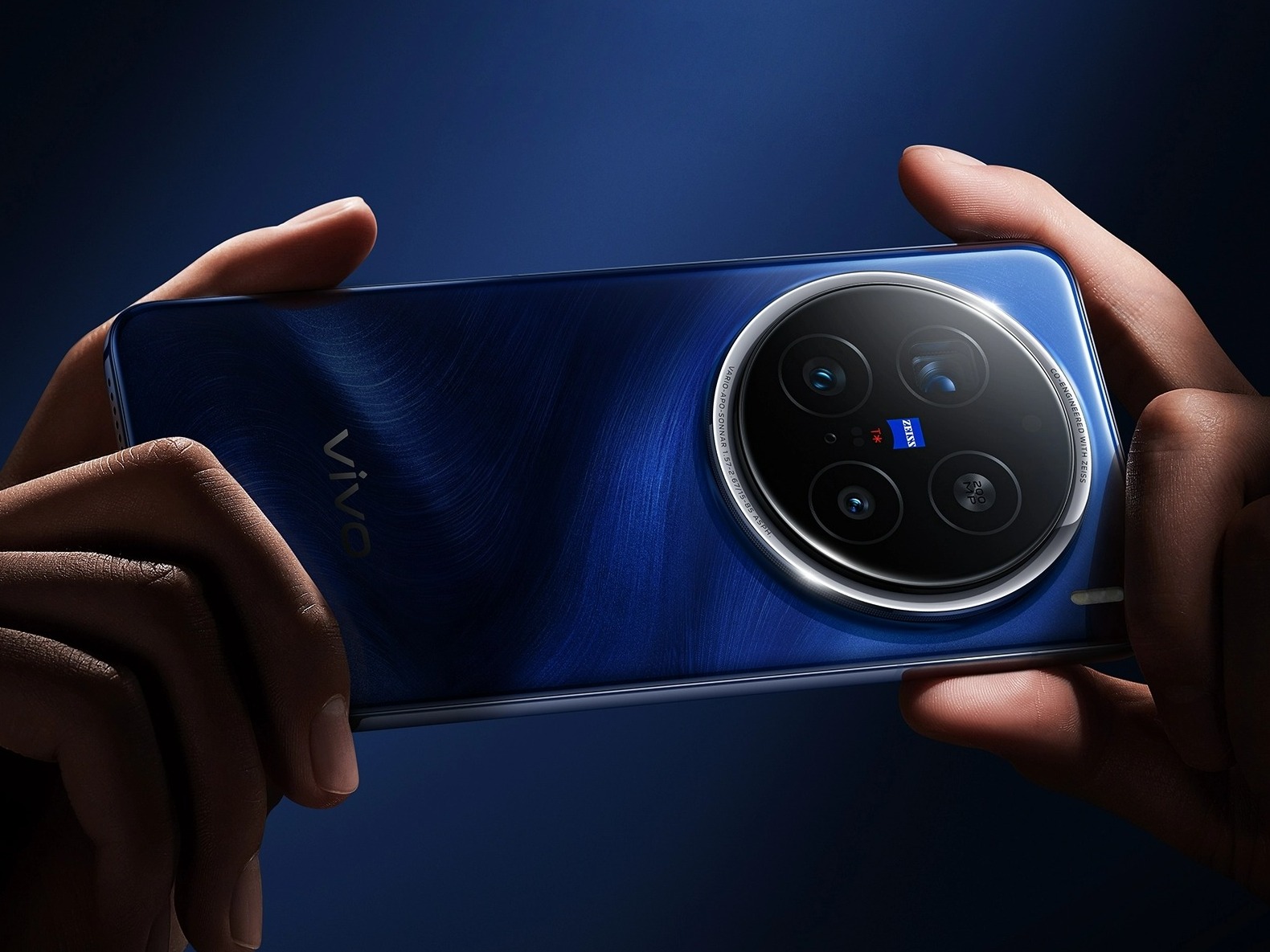 Đây là quái vật vivo X200 Ultra: Camera siêu khủng 200MP, thách thức Xiaomi, Samsung