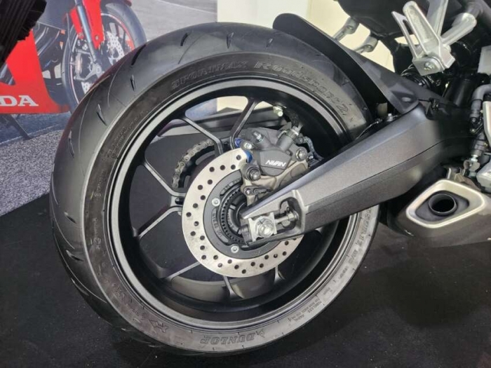 Tin xe trưa 24/1: Honda ra mắt ‘vua côn tay’ mới ăn đứt Winner X và Yamaha Exciter, giá dễ tiếp cận