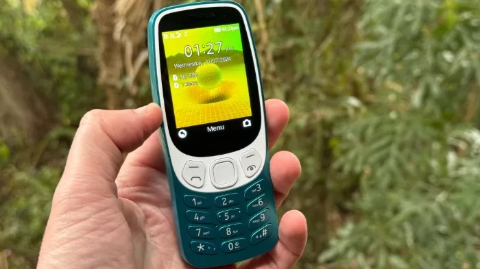 Đây là vua điện thoại cục gạch của Nokia, dưới 1 triệu, vẫn có nhiều tính năng thông minh, vào mạng