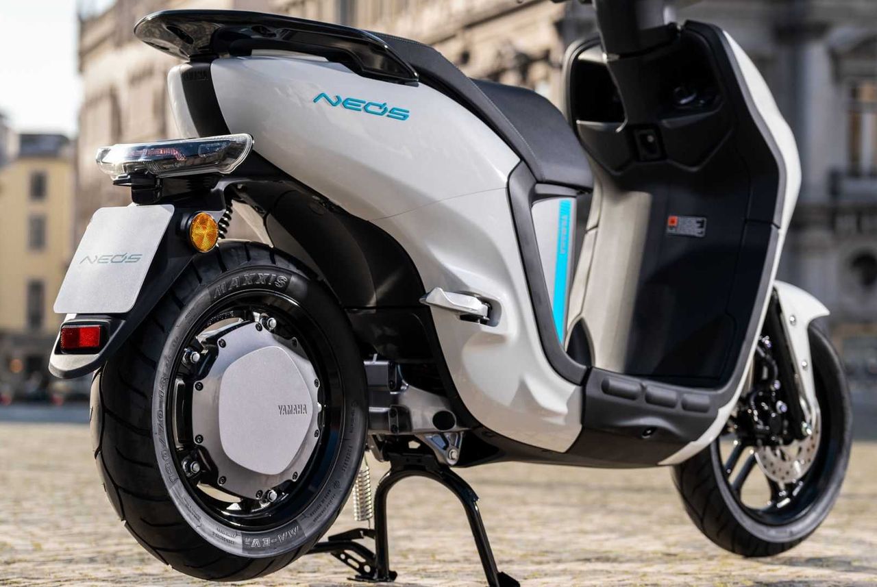 Tin xe hot 2/2: ‘Vua xe ga’ mới của Yamaha trình làng với giá hấp dẫn, thiết kế đẹp át vía Honda SH
