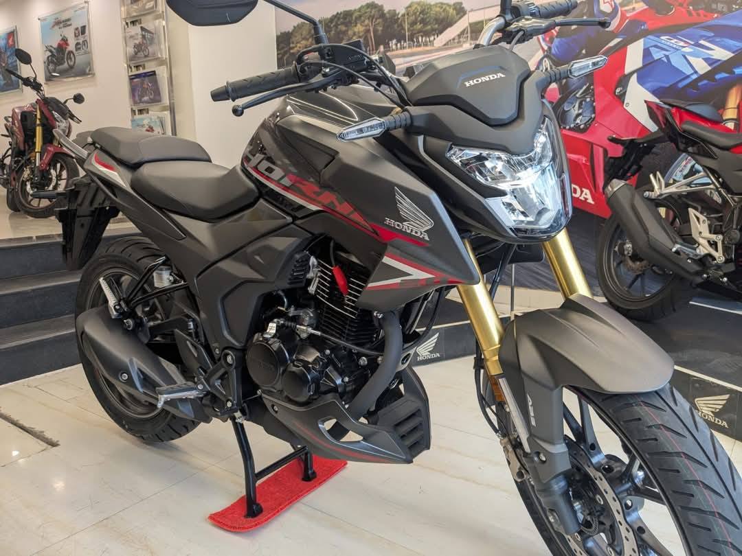 Honda chính thức mở bán ‘vua côn tay’ 185cc mới giá 43 triệu đồng: Rẻ hơn Winner X và Yamaha Exciter