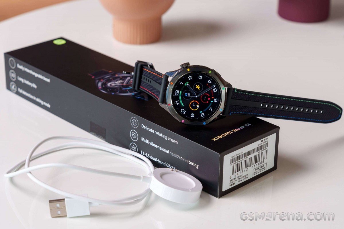 Mở hộp, đánh giá nhanh Xiaomi Watch S4: Thế giới công nghệ hiện đại gói gọn trên cổ tay