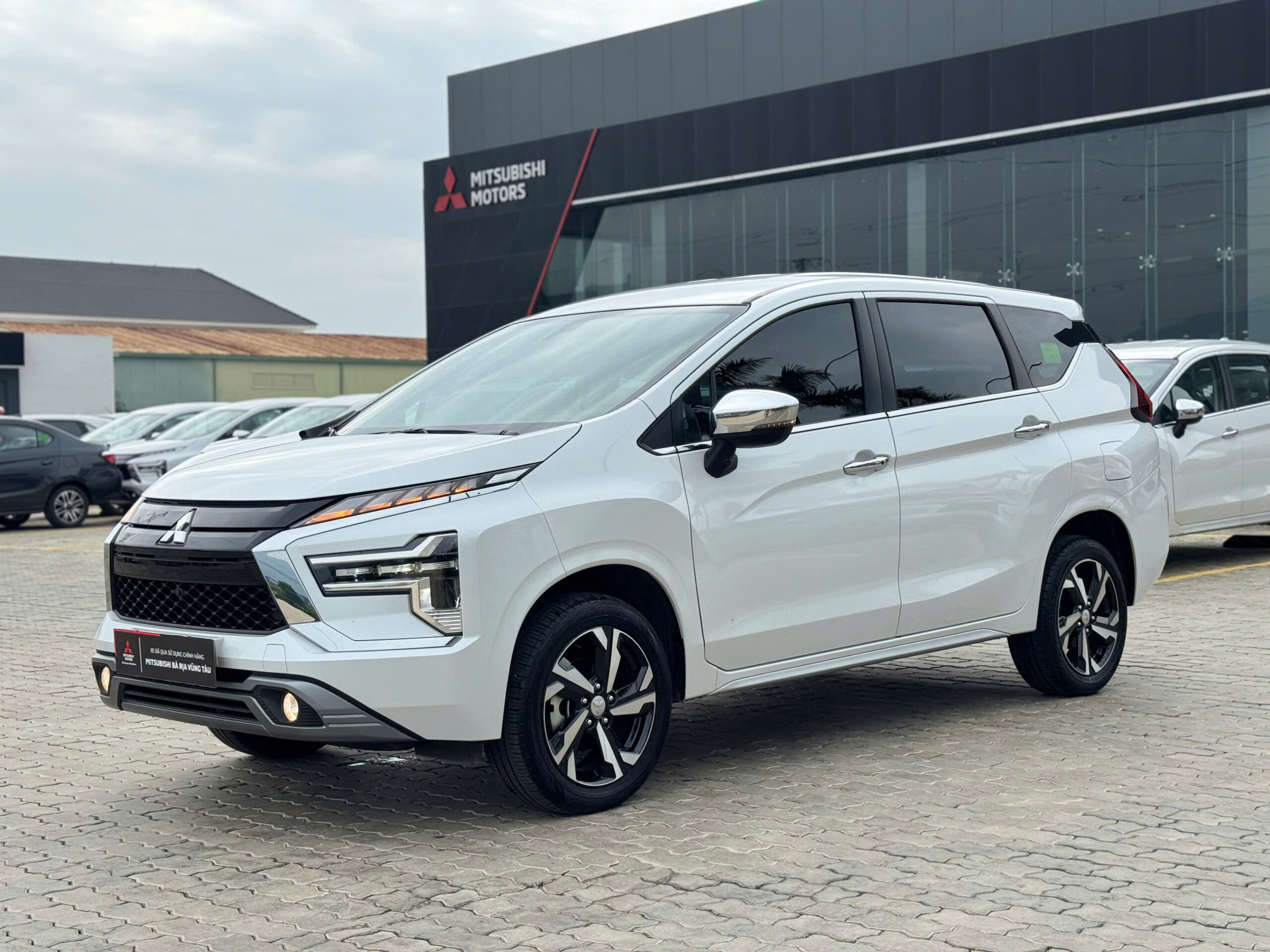 Giá xe Mitsubishi Xpander lăn bánh ‘rẻ ngỡ ngàng’ đầu tháng 3/2025 cùng ưu đãi cực hấp dẫn