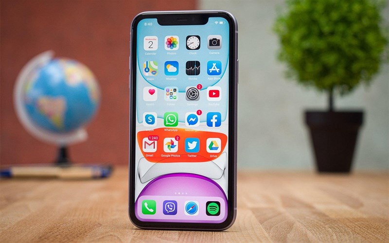 Vua iPhone giá rẻ iPhone 11 chạm mốc 10 triệu, trang bị hấp dẫn vẫn đủ vượt mặt Galaxy A55 5G