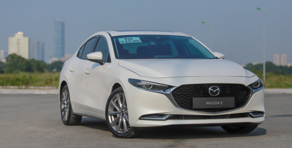 Mazda tăng giá cho ‘vơ đét’ Mazda3, sức hút vẫn không ‘lịm tắt’ trước KIA K3, Hyundai Elantra