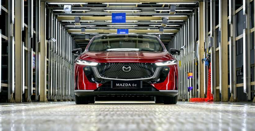 Mẫu sedan Mazda mới chính thức xuất xưởng, thiết kế ‘xịn xò’, náo loạn phân khúc sedan cỡ D 