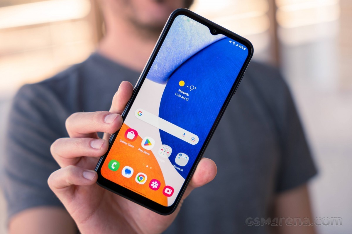 Đây là Galaxy A14 - smartphone Android bán chạy nhất một thời, đỉnh cao giá rẻ, ăn đứt cả iPhone 16