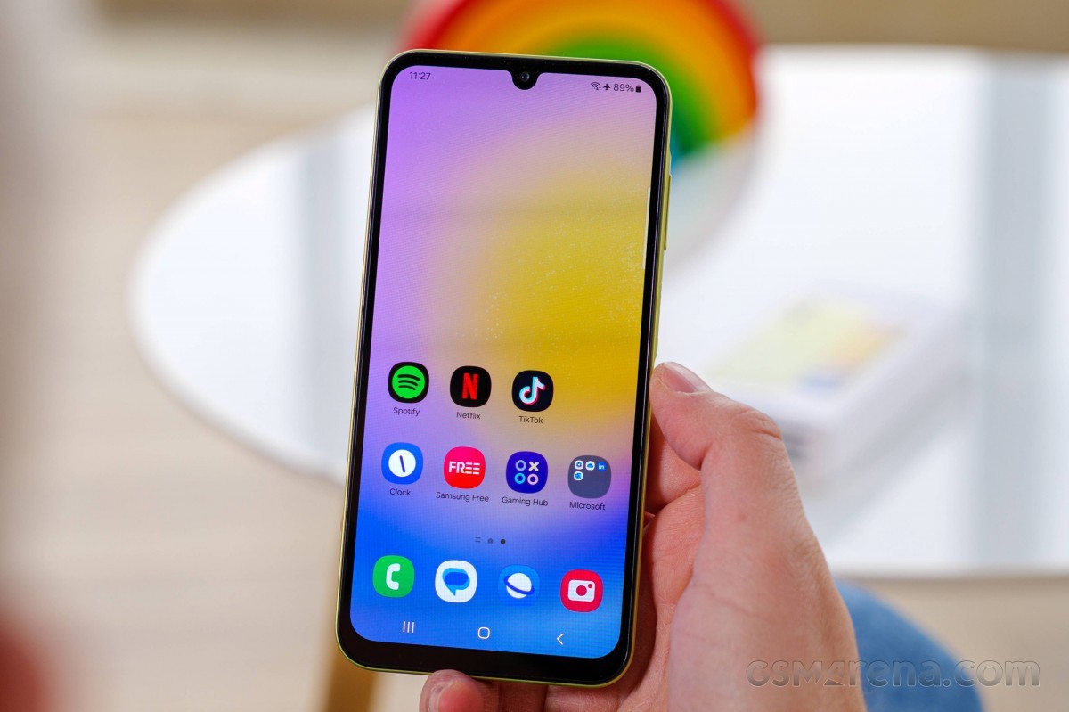 Đây là Galaxy A25 5G, vua 5G giá rẻ, hạ kịch sàn, màn 120Hz như Galaxy S25 Ultra, ăn đứt iPhone 16